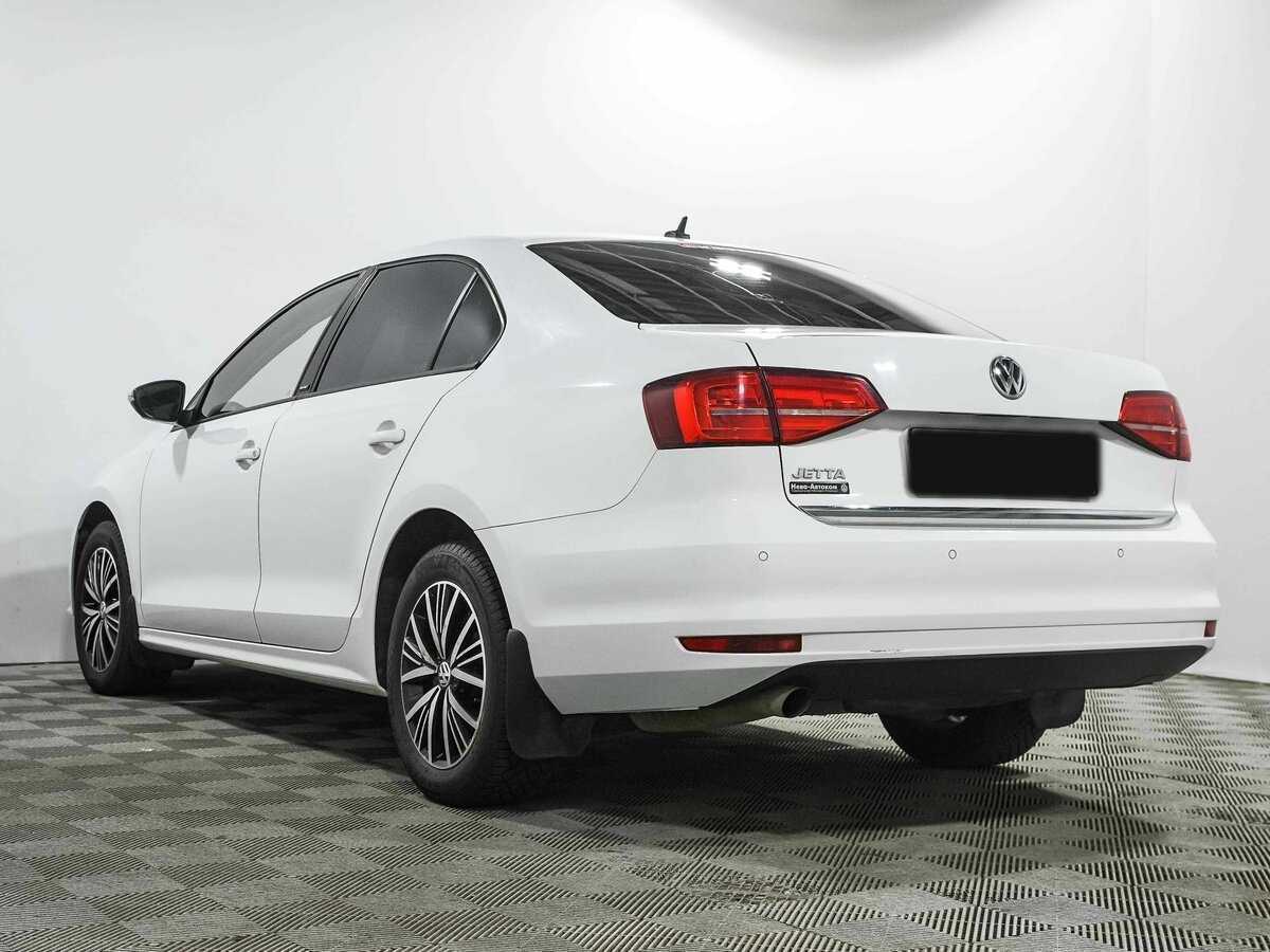 Volkswagen Jetta 2016 года с пробегом. Фото: #4