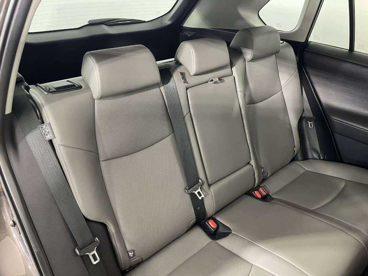 Toyota RAV4 2019 года с пробегом. Фото: #13