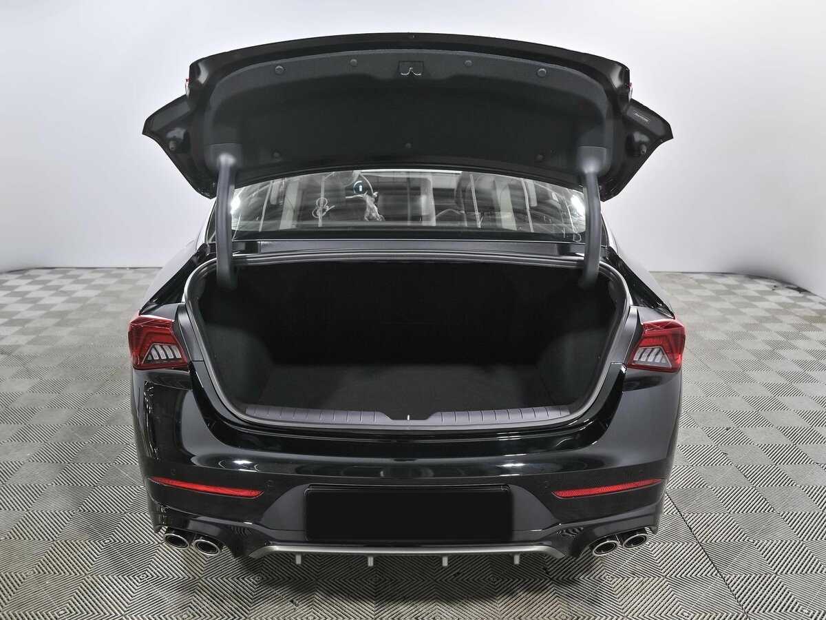 Kia K5 2024 года с пробегом. Фото: #22