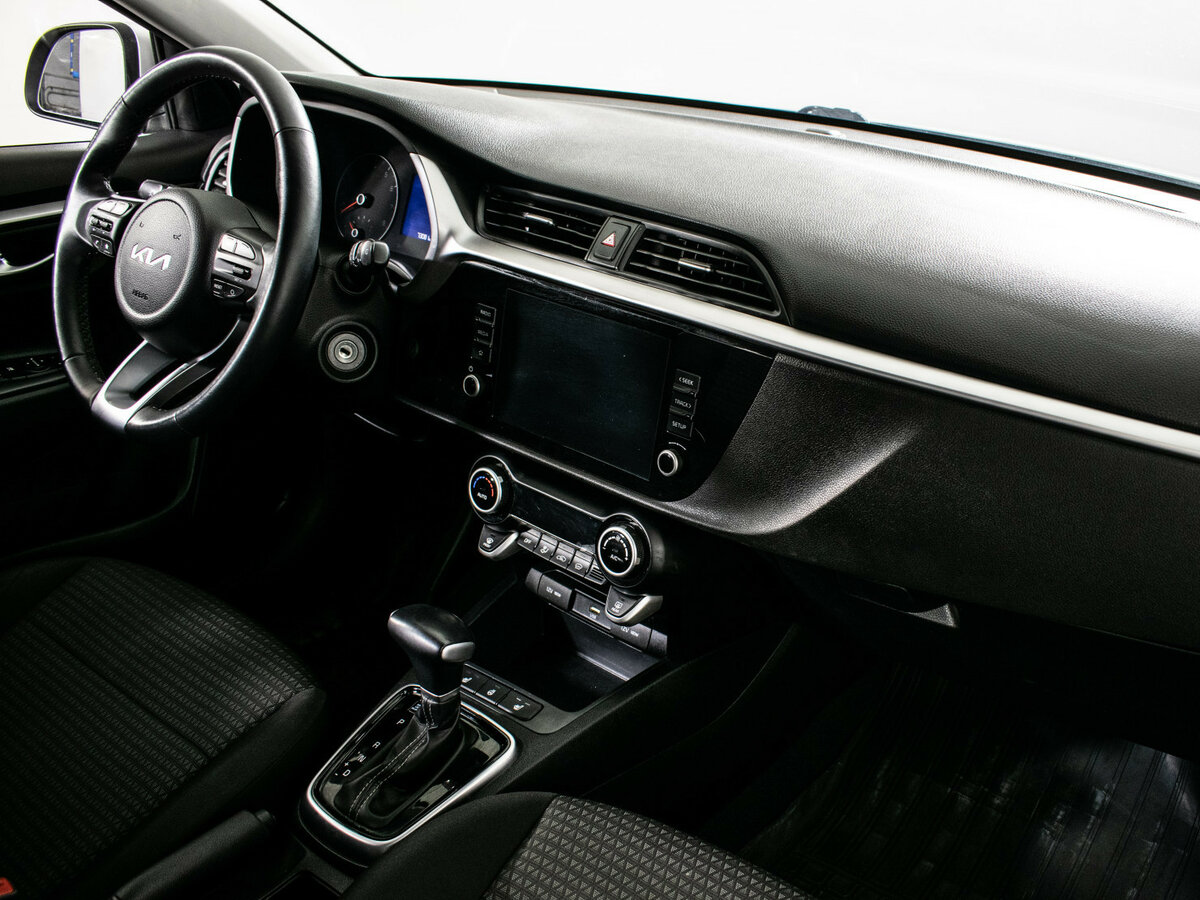 Kia Rio 2021 года с пробегом. Фото: #7