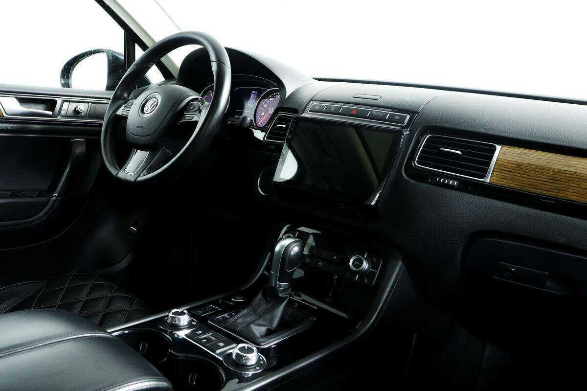 Volkswagen Touareg 2017 года с пробегом. Фото: #8