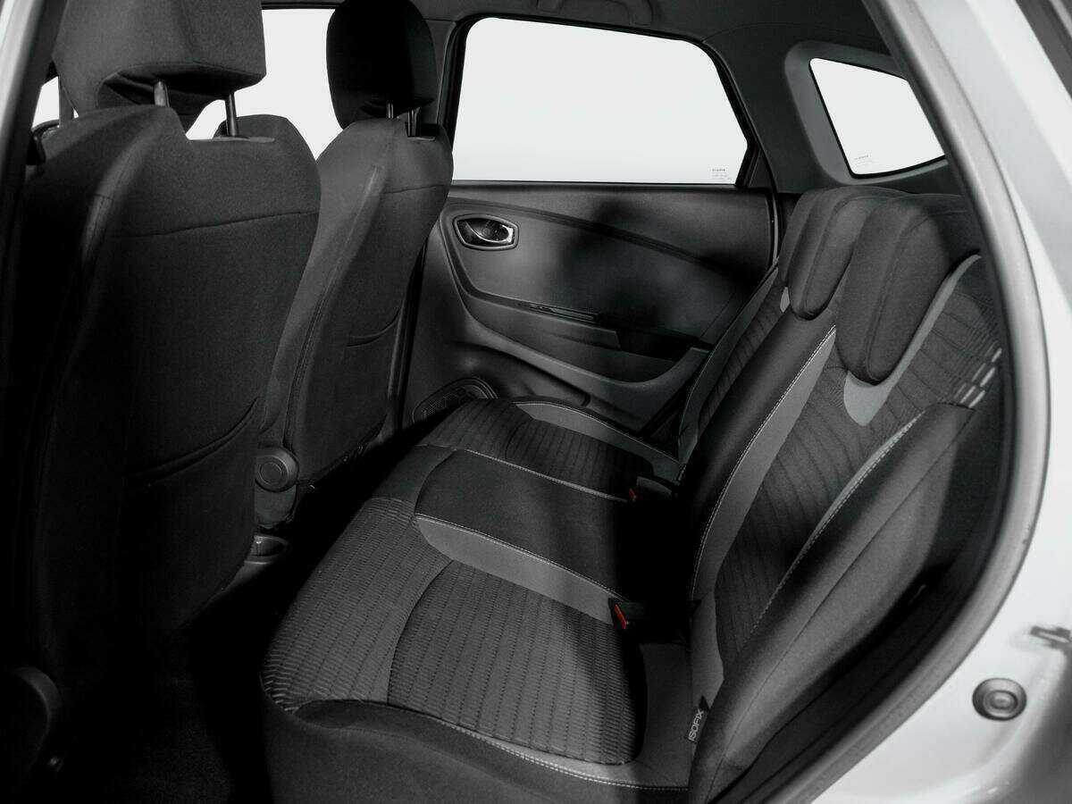 Renault Kaptur 2016 года с пробегом. Фото: #9