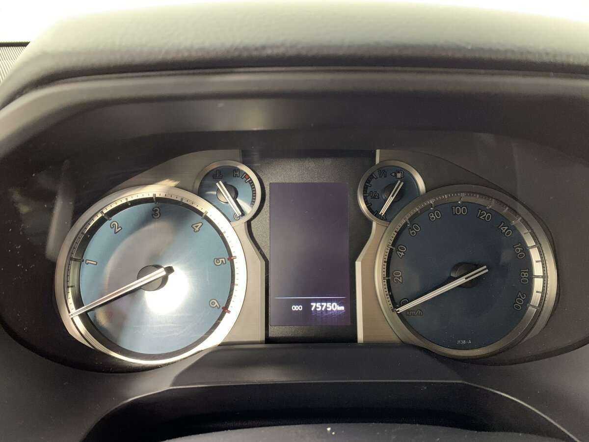 Toyota Land Cruiser Prado 2021 года с пробегом. Фото: #11