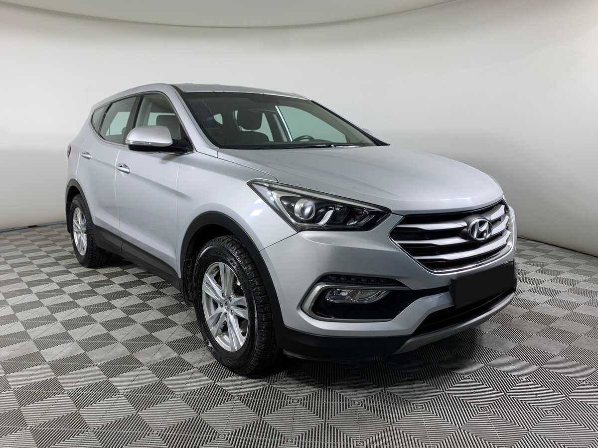 Hyundai Santa Fe 2017 года с пробегом. Фото: #2