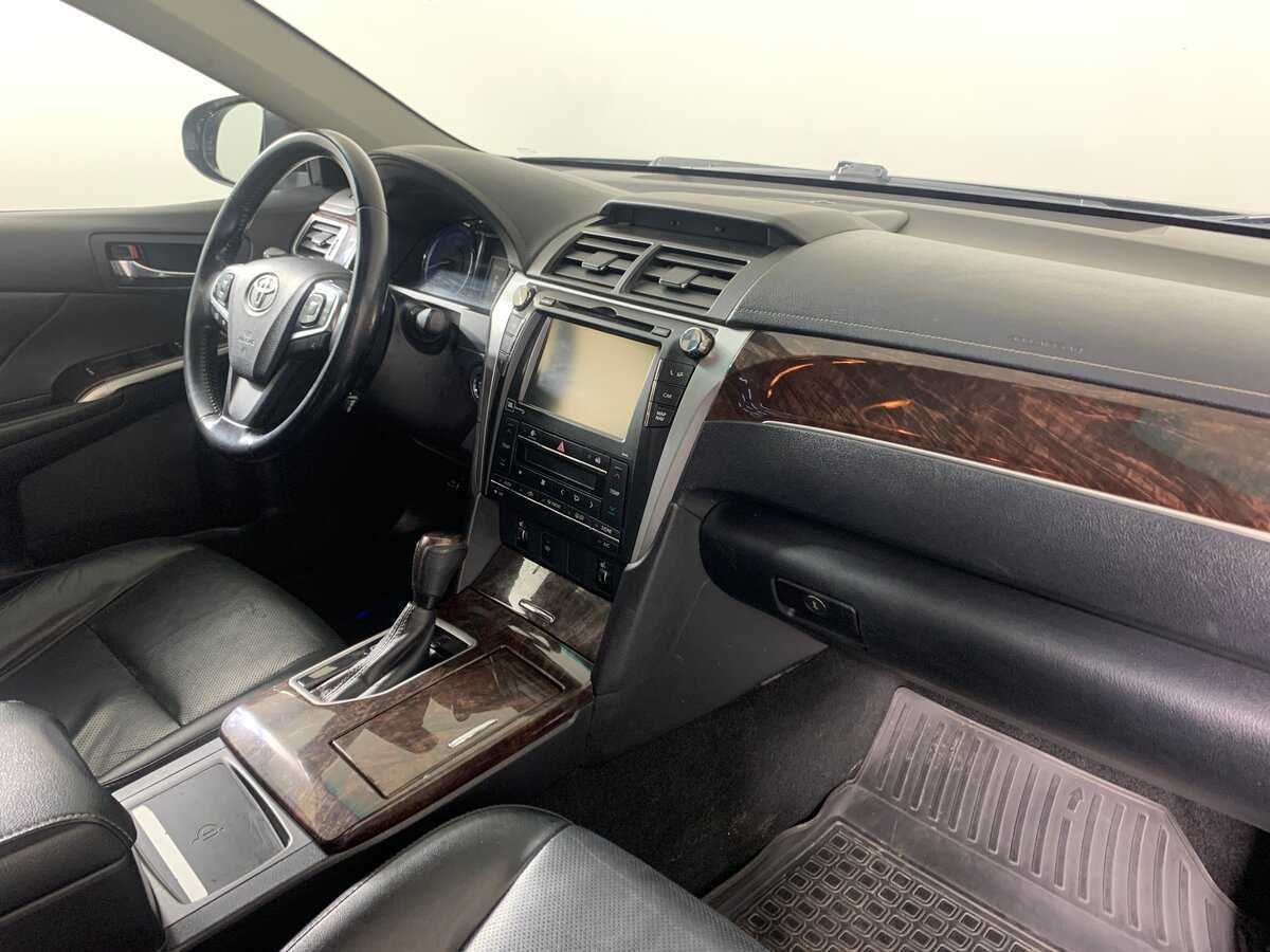 Toyota Camry 2016 года с пробегом. Фото: #11