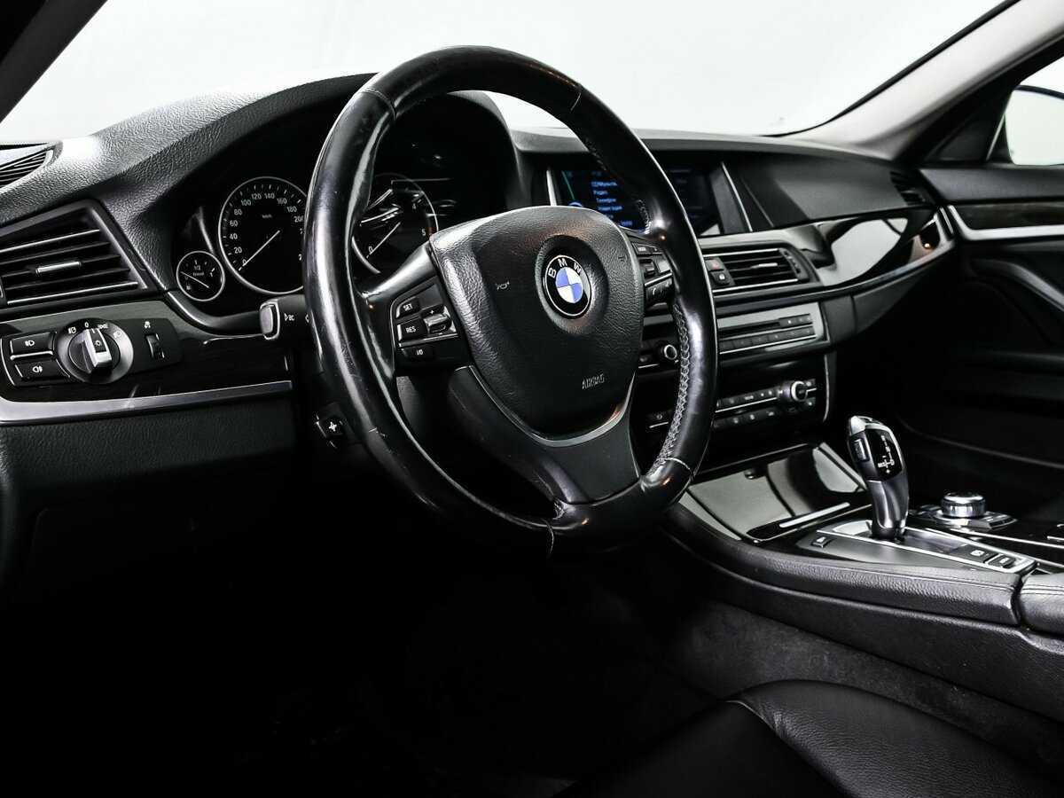 BMW 5 серии 2011 года с пробегом. Фото: #12