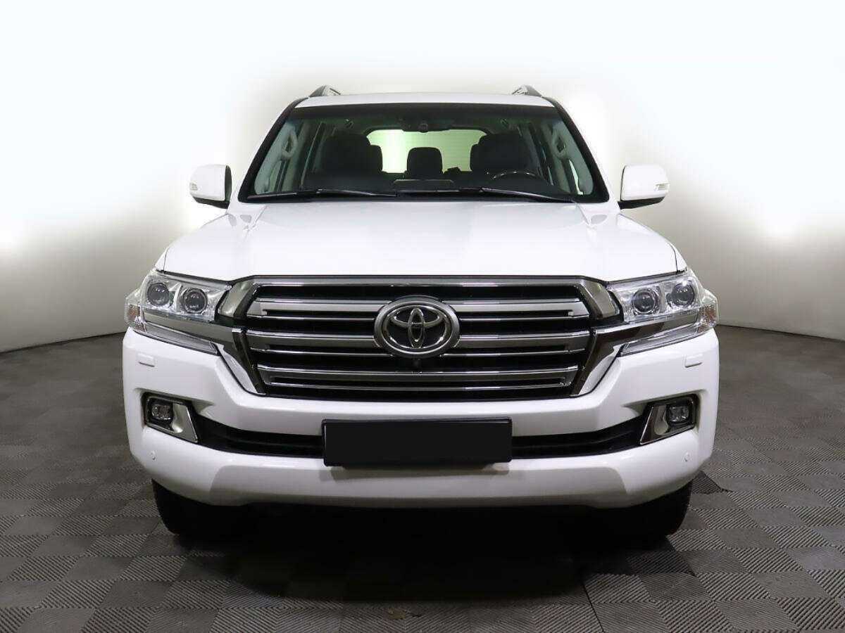 Toyota Land Cruiser 2015 года с пробегом. Посмотреть фото