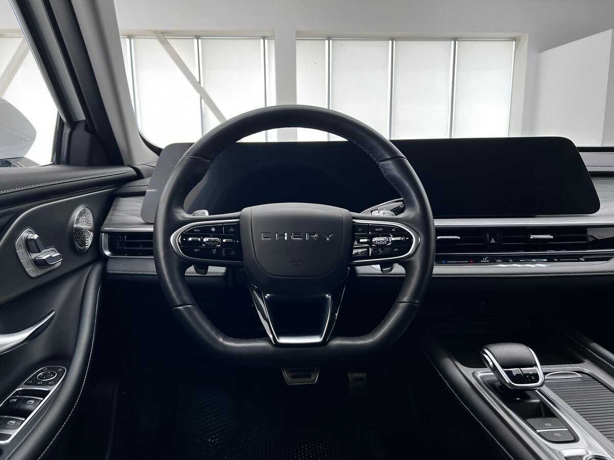 Chery Arrizo 8 2023 года с пробегом. Фото: #12