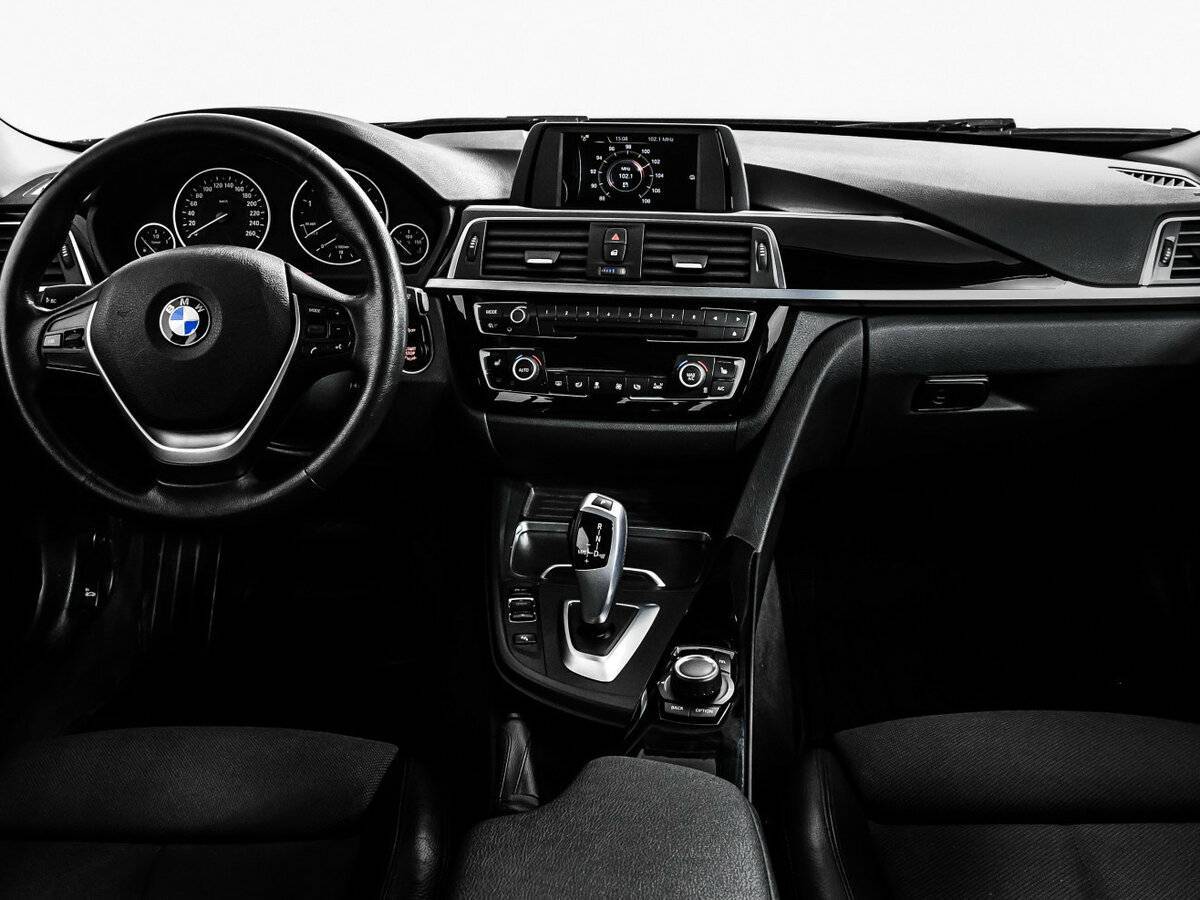 BMW 3 серии 2016 года с пробегом. Фото: #10