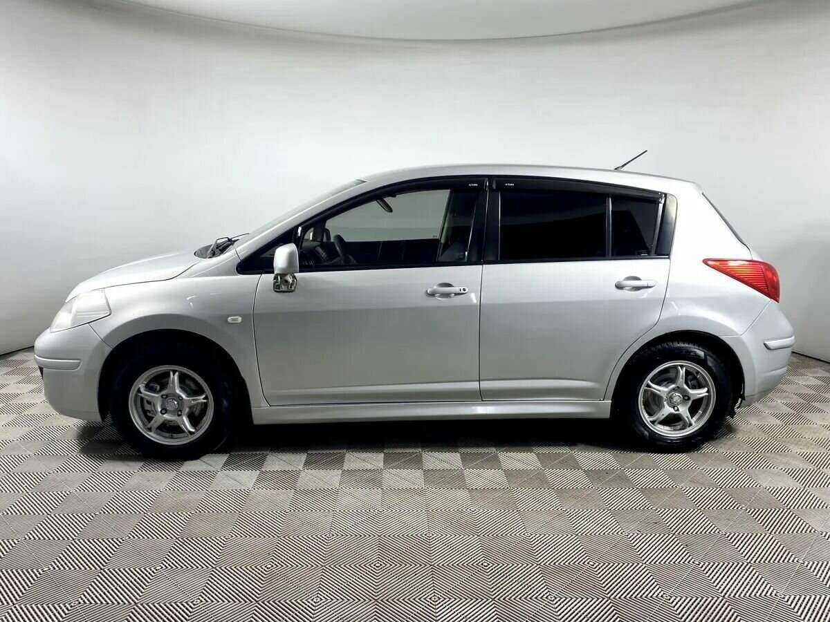 Nissan Tiida 2011 года с пробегом. Фото: #8