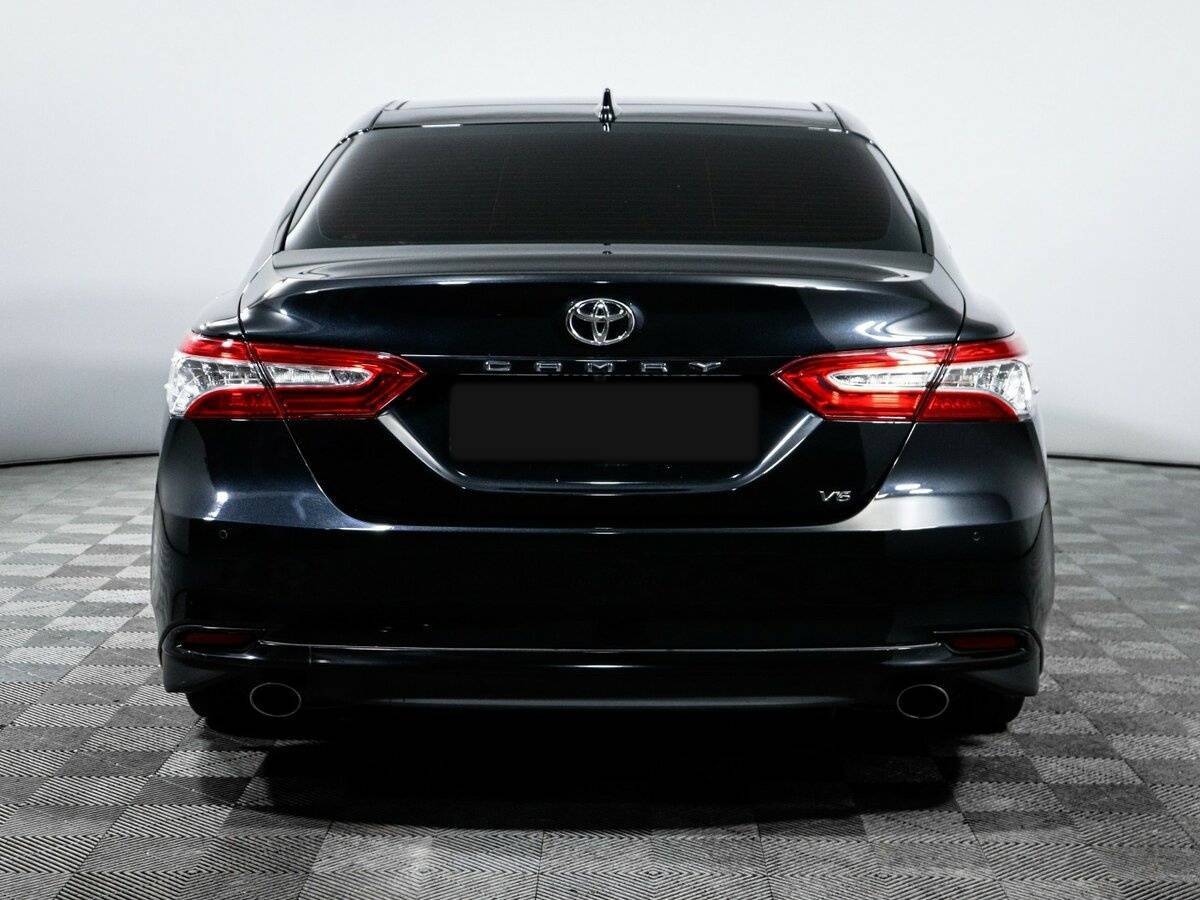 Toyota Camry 2023 года с пробегом. Фото: #5
