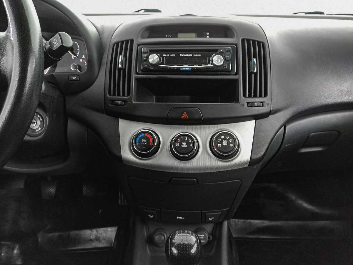 Hyundai Elantra 2008 года с пробегом. Фото: #14