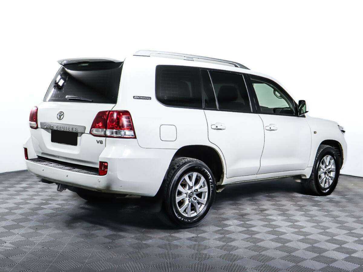 Toyota Land Cruiser 2011 года с пробегом. Фото: #3