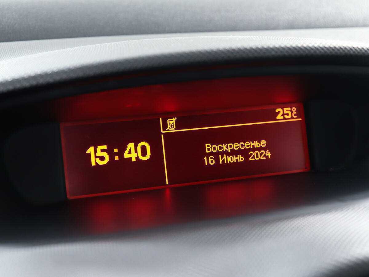 Peugeot 408 2014 года с пробегом. Фото: #16