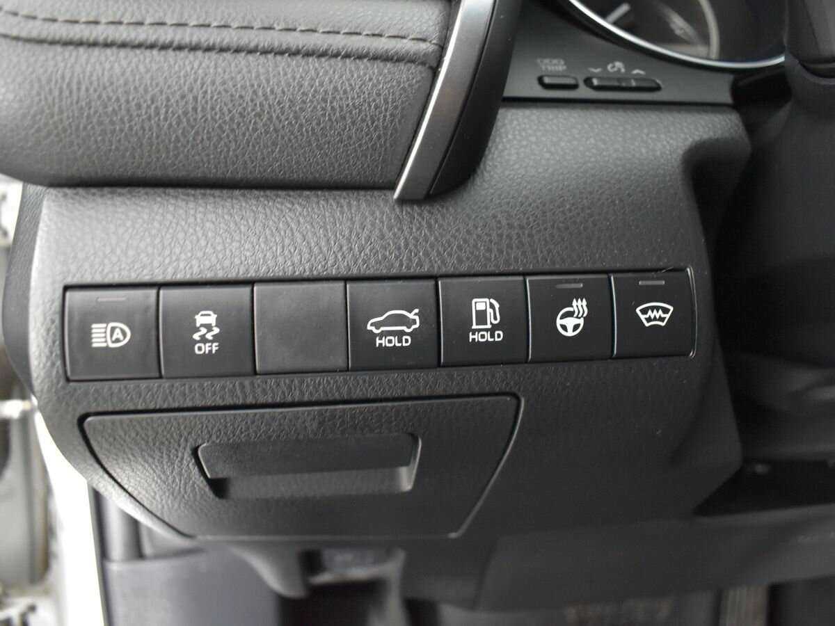 Toyota Camry 2021 года с пробегом. Фото: #15