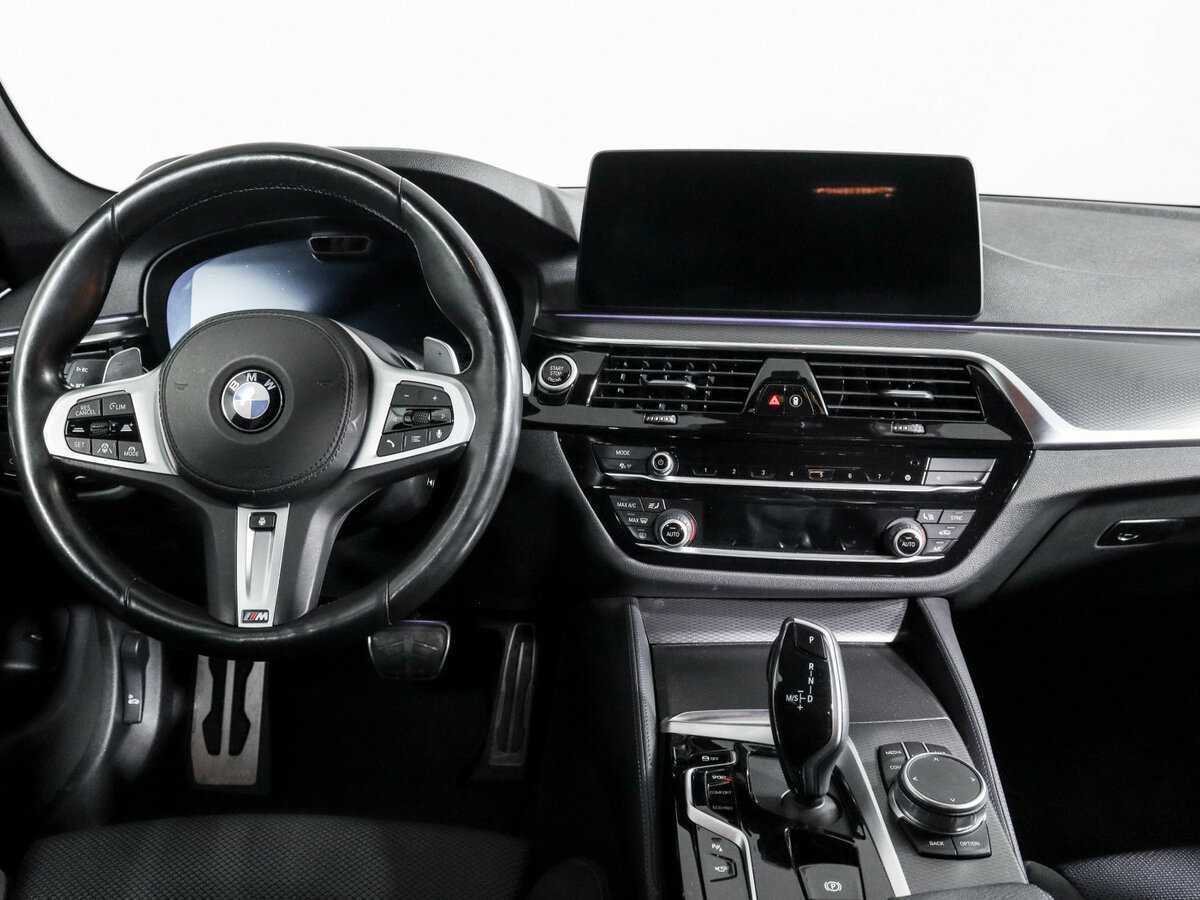 BMW 5 серии 2021 года с пробегом. Фото: #11