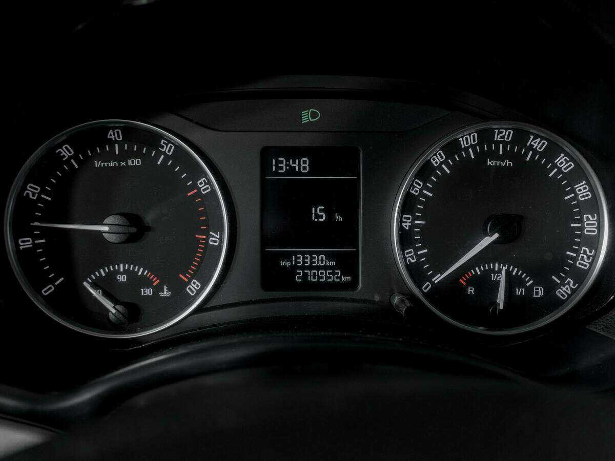 Skoda Octavia 2009 года с пробегом. Фото: #10