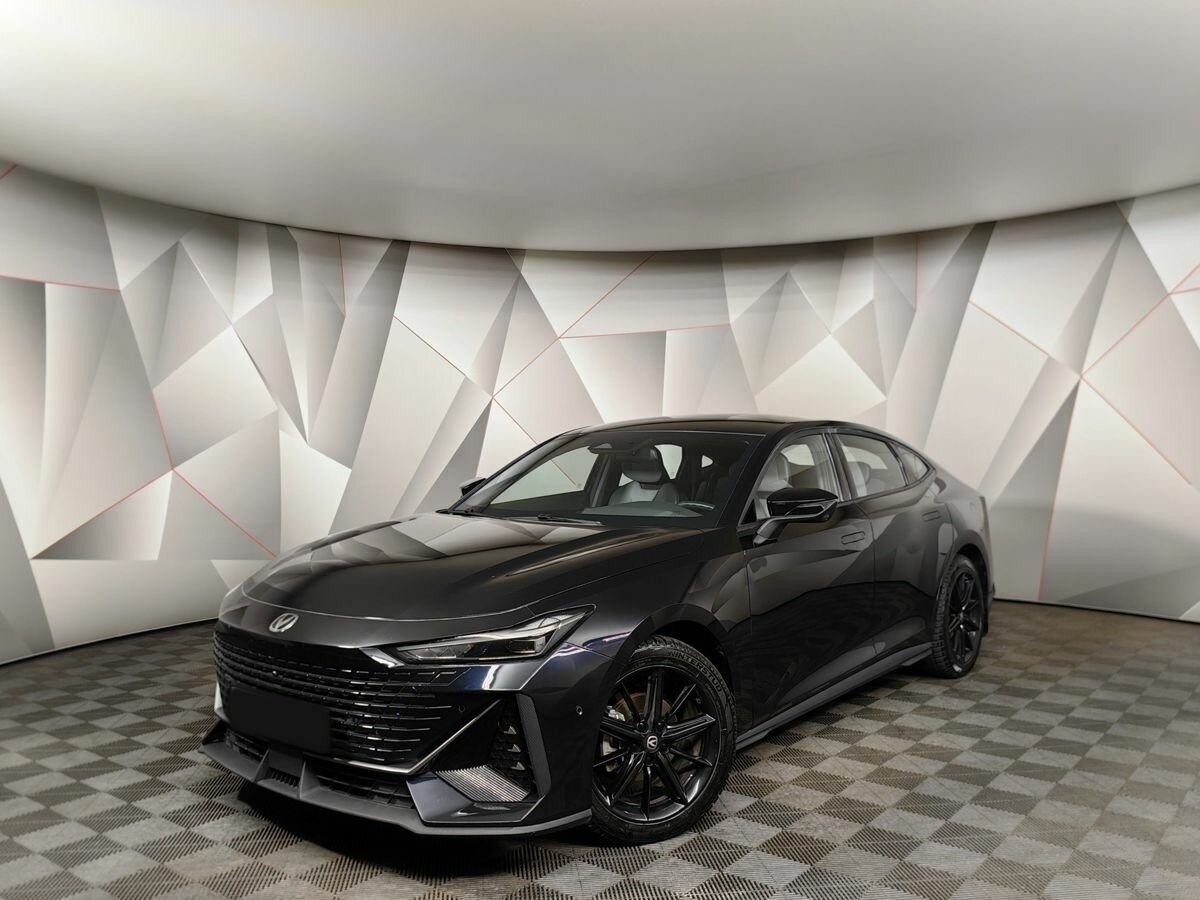 Changan UNI-V 2023 года с пробегом. Фото: #0