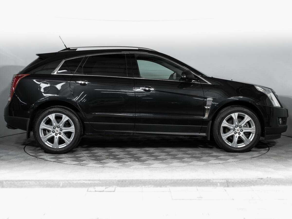 Cadillac SRX 2011 года с пробегом. Фото: #3