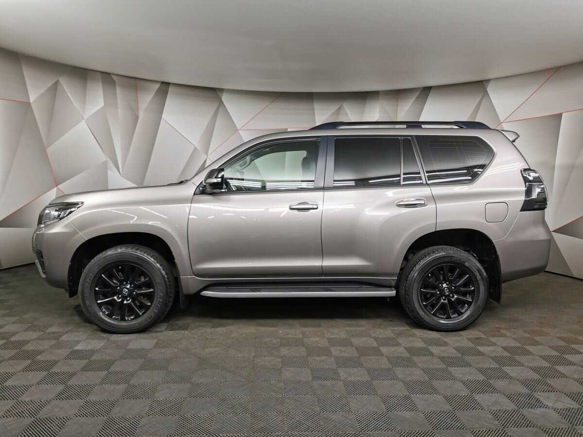 Toyota Land Cruiser Prado 2020 года с пробегом. Фото: #4