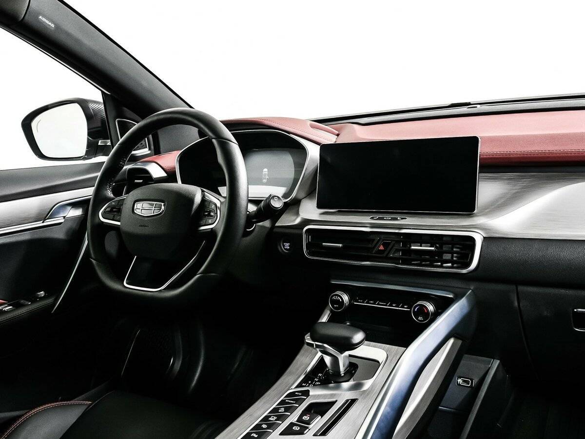 Geely Coolray 2023 года с пробегом. Фото: #8