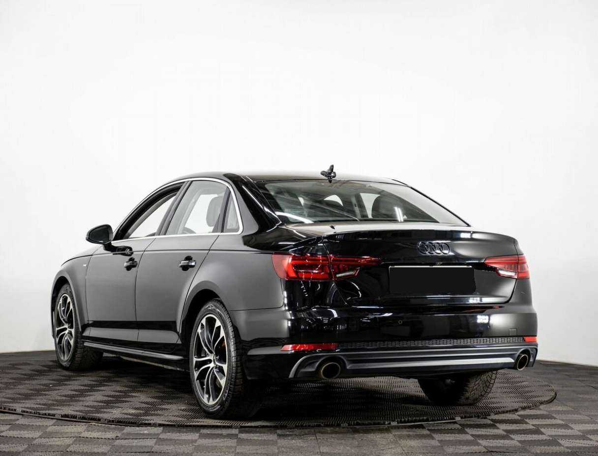 Audi A4 2017 года с пробегом. Фото: #3