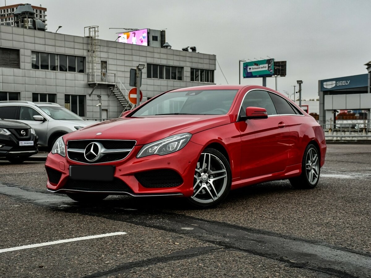 Mercedes-Benz E-Класс 2015 года с пробегом. Фото: #0