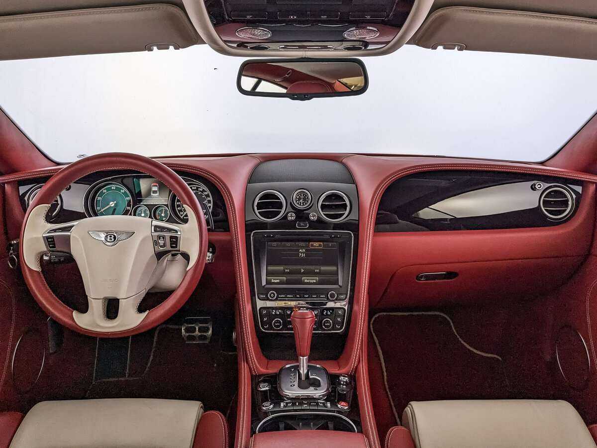 Bentley Continental GT 2012 года с пробегом. Фото: #9