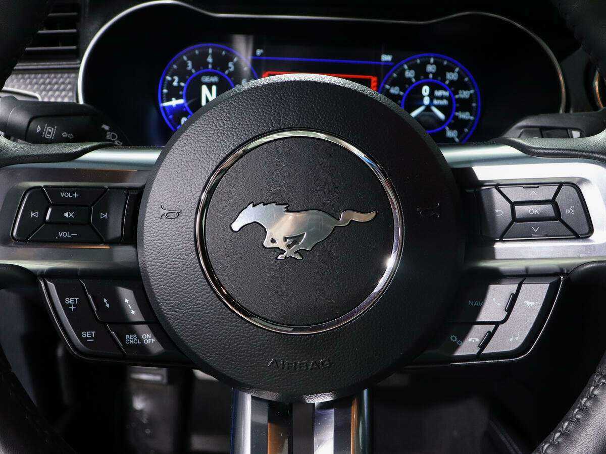 Ford Mustang 2022 года с пробегом. Фото: #22