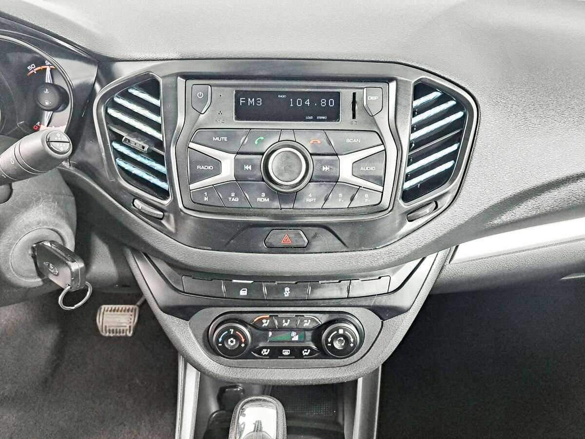 Lada (ВАЗ) Vesta 2021 года с пробегом. Фото: #12