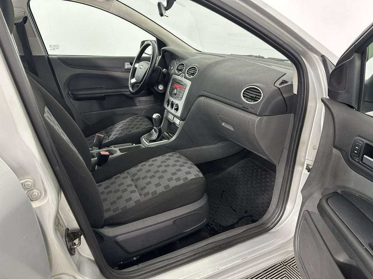 Ford Focus 2008 года с пробегом. Фото: #13