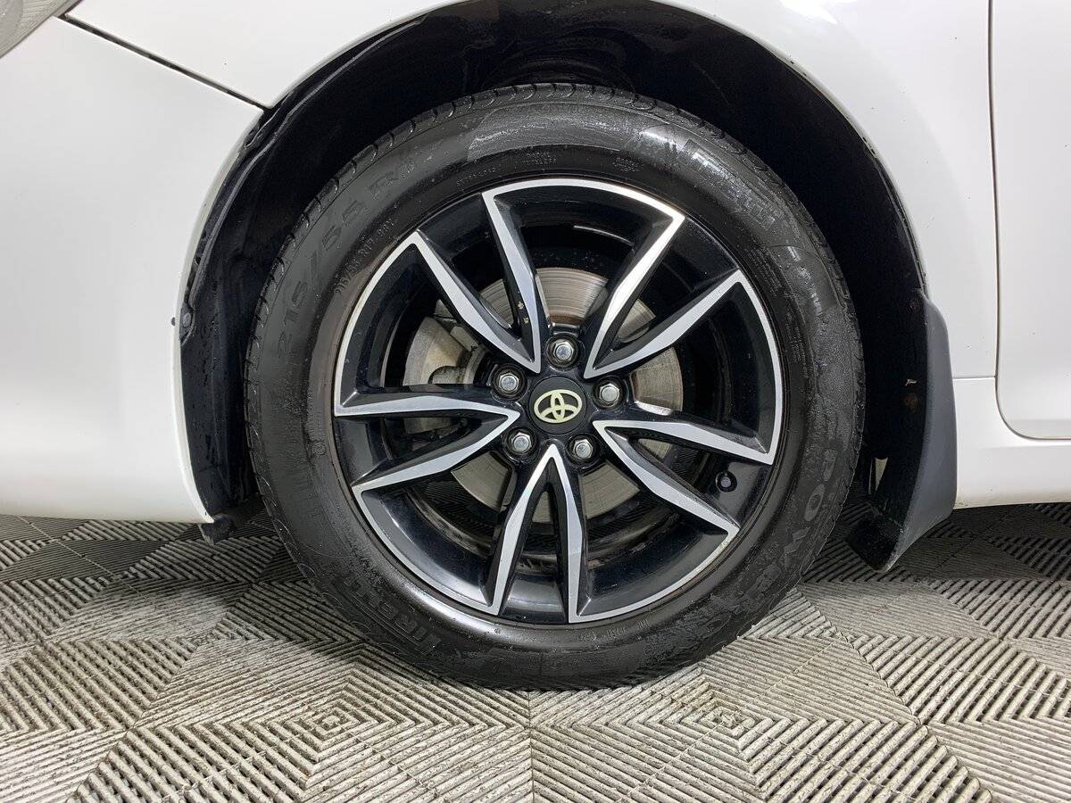 Toyota Camry 2017 года с пробегом. Фото: #8