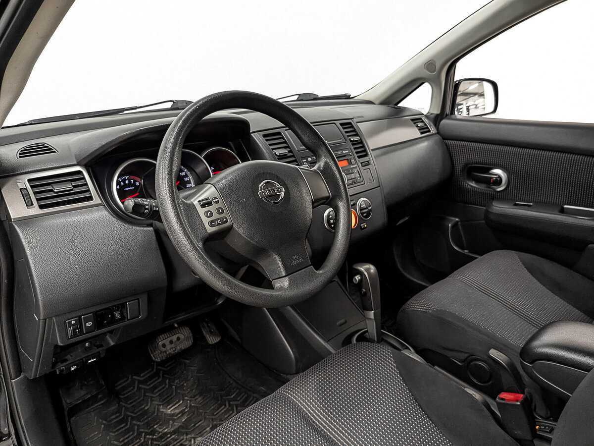 Nissan Tiida 2010 года с пробегом. Фото: #14