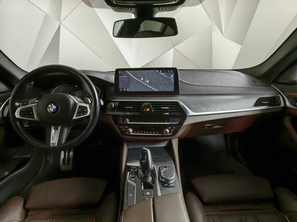 BMW 5 серии 2020 года с пробегом. Фото: #8