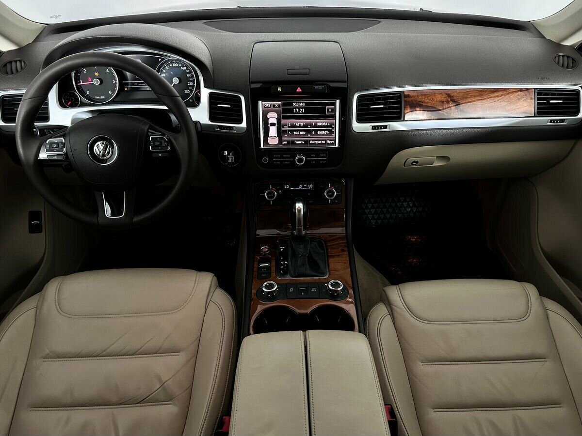 Volkswagen Touareg 2010 года с пробегом. Фото: #9