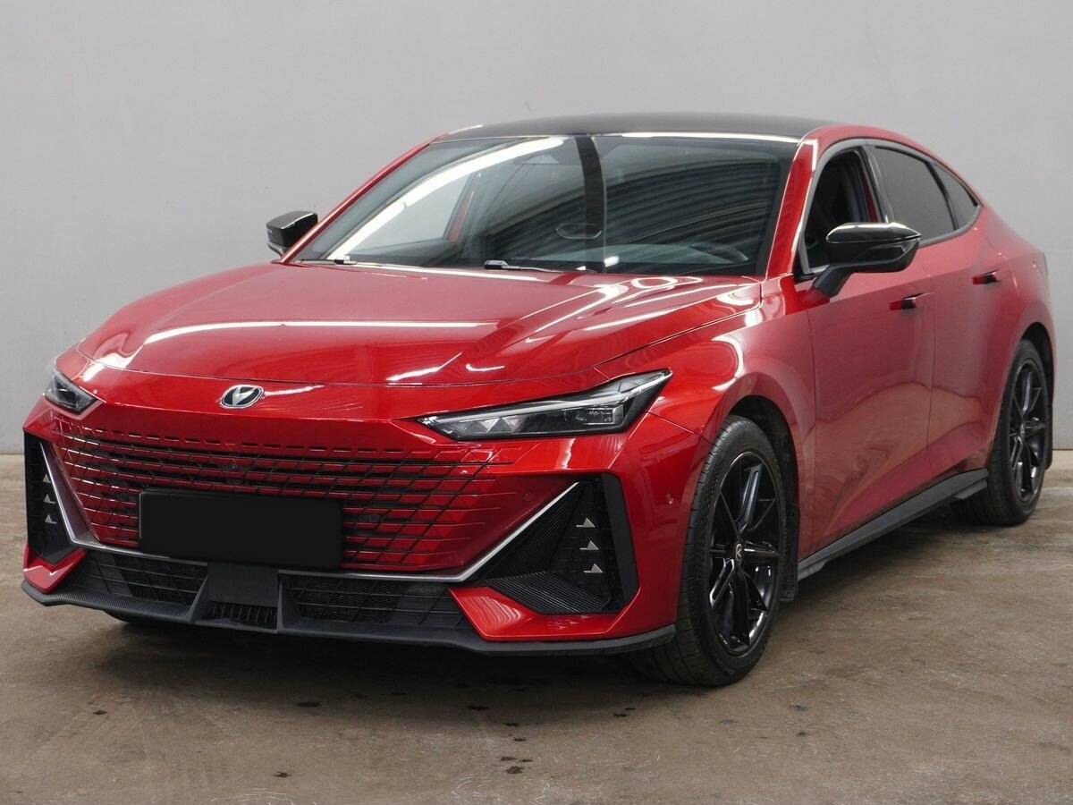 Changan UNI-V 2023 года с пробегом. Фото: #0