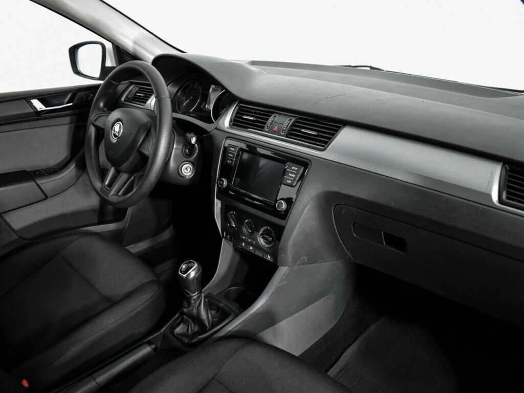 Skoda Rapid 2018 года с пробегом. Фото: #10