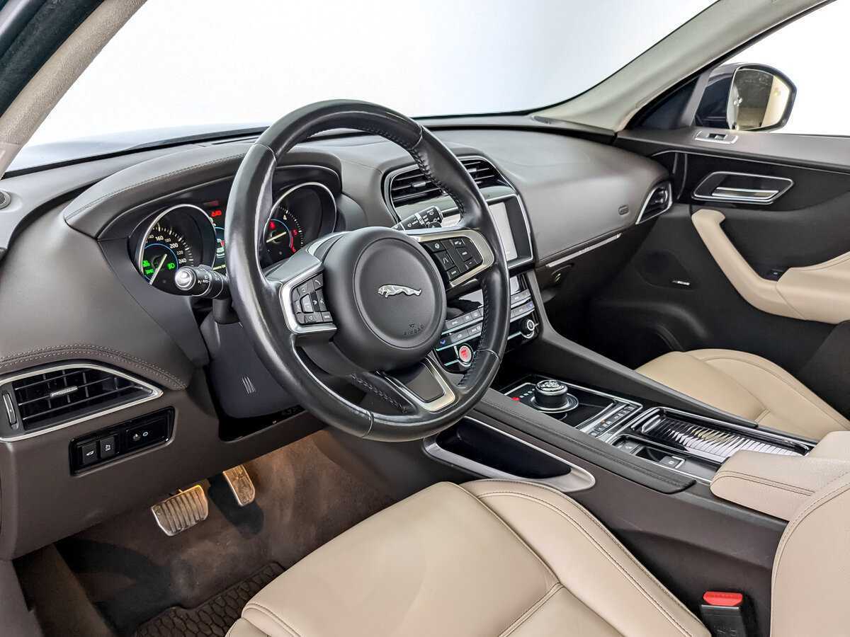 Jaguar F-Pace 2020 года с пробегом. Фото: #15