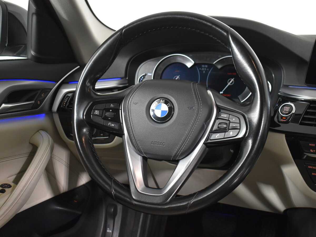 BMW 5 серии 2018 года с пробегом. Фото: #12