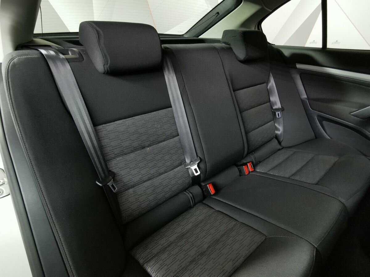 Skoda Octavia 2012 года с пробегом. Фото: #12