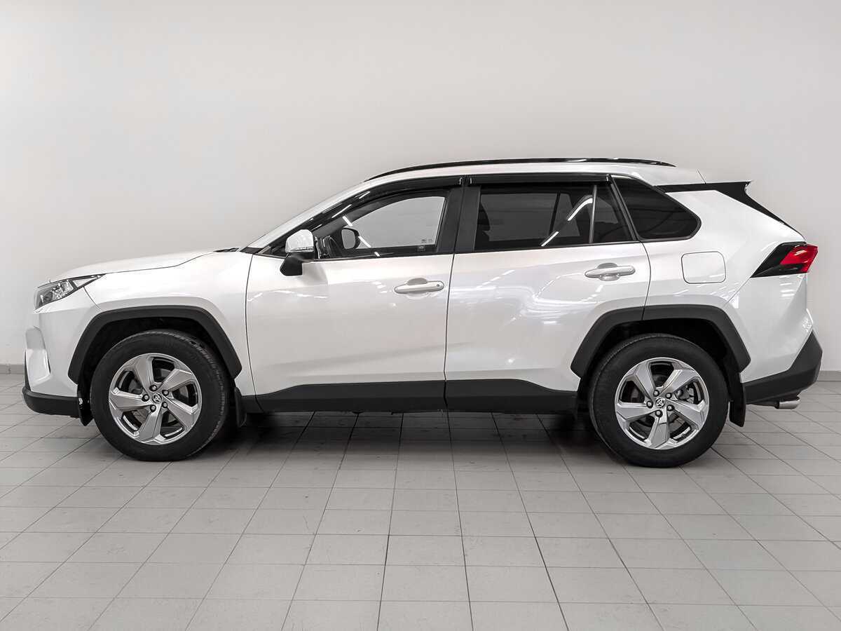 Toyota RAV4 2021 года с пробегом. Фото: #7