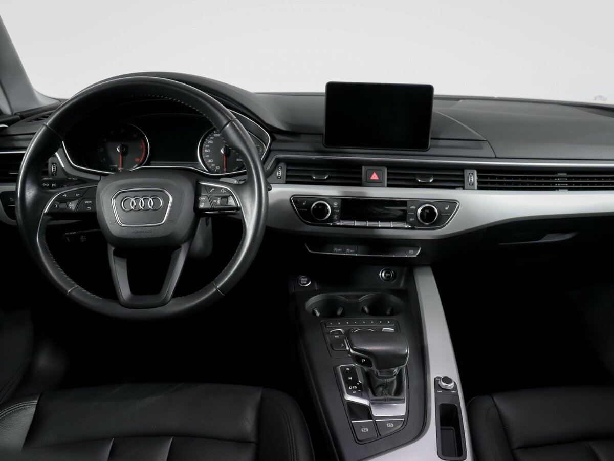 Audi A4 2019 года с пробегом. Фото: #11