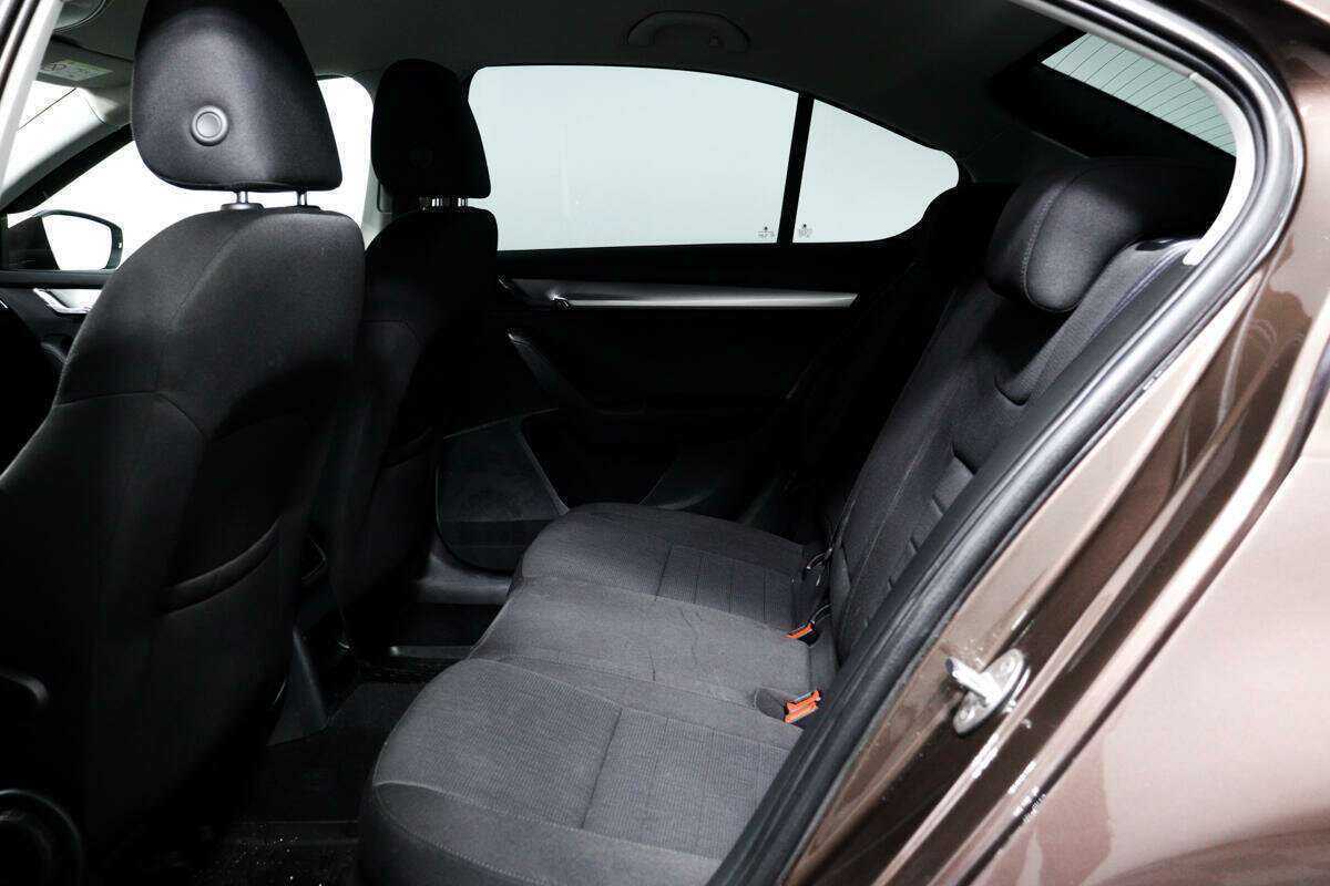 Skoda Octavia 2015 года с пробегом. Фото: #11