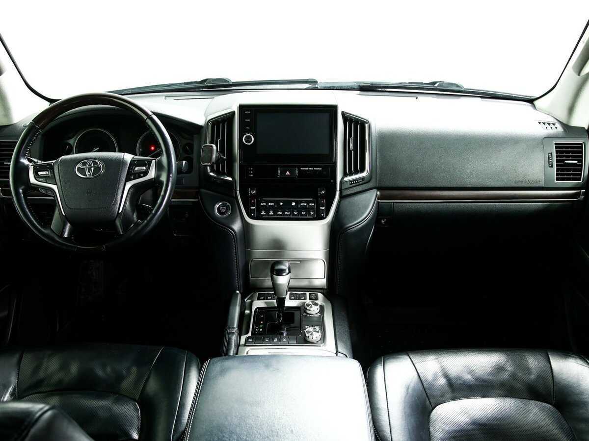 Toyota Land Cruiser 2015 года с пробегом. Фото: #10