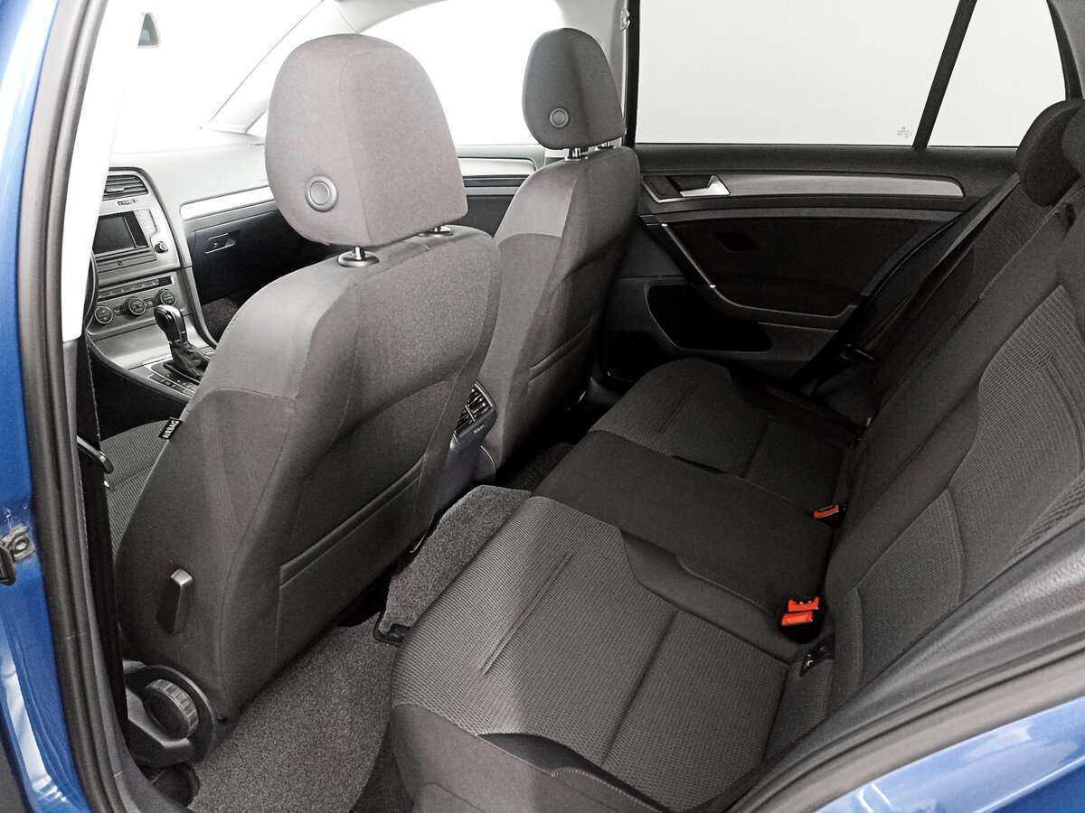 Volkswagen Golf 2013 года с пробегом. Фото: #9