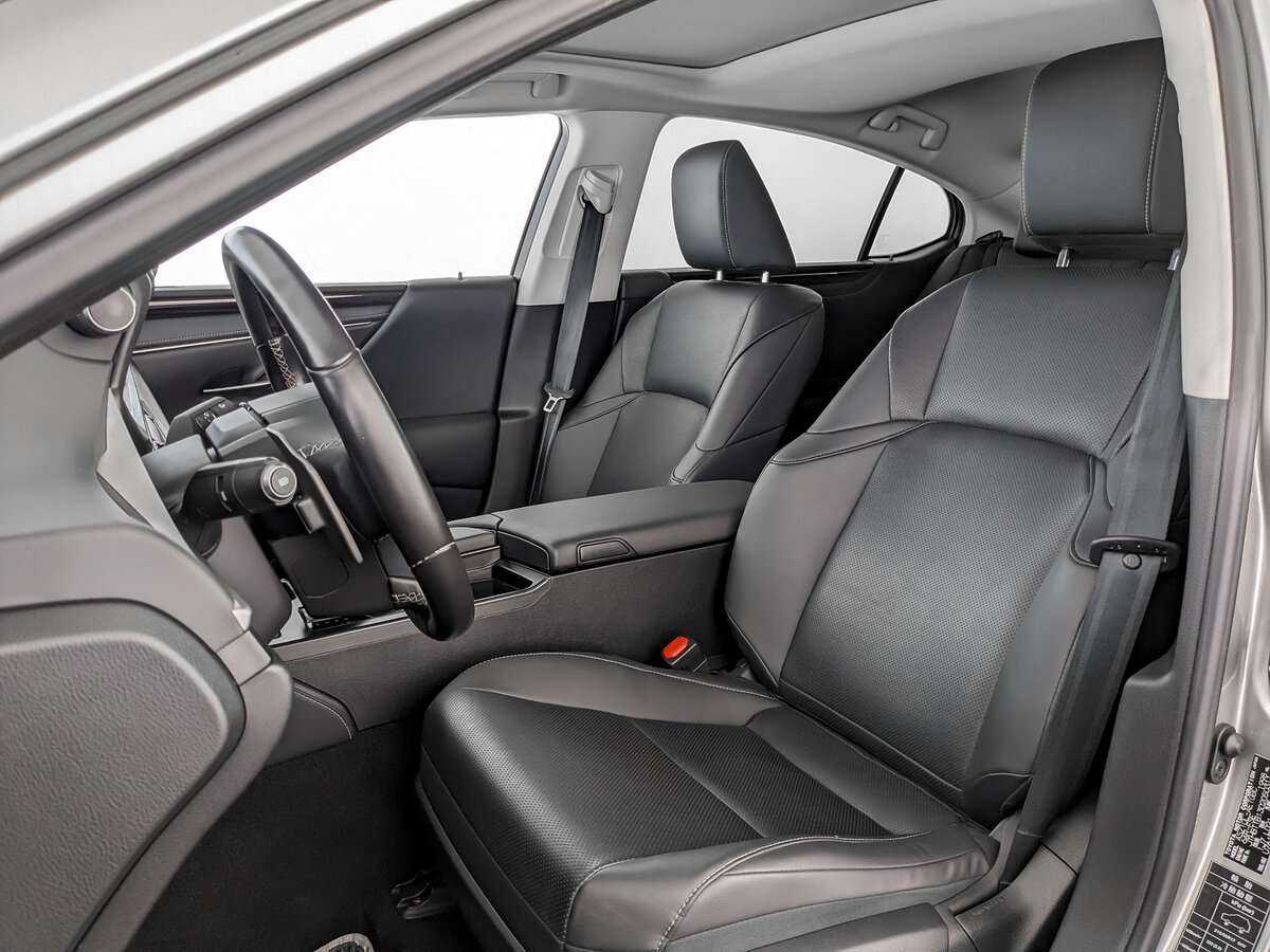 Lexus ES 2020 года с пробегом. Фото: #16