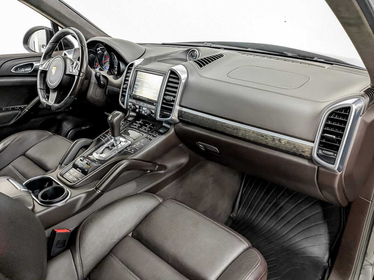 Porsche Cayenne 2012 года с пробегом. Фото: #10