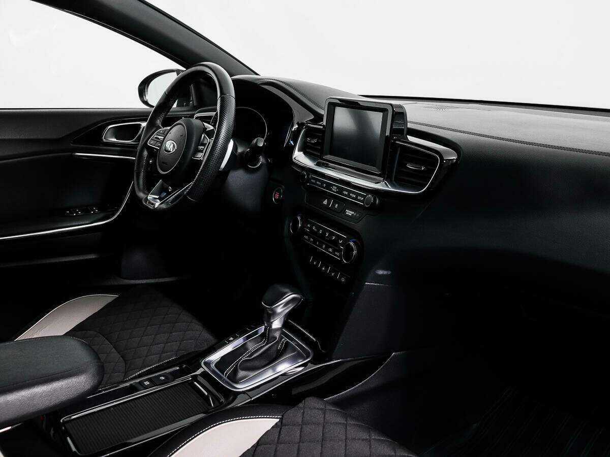 Kia Proceed 2019 года с пробегом. Фото: #11