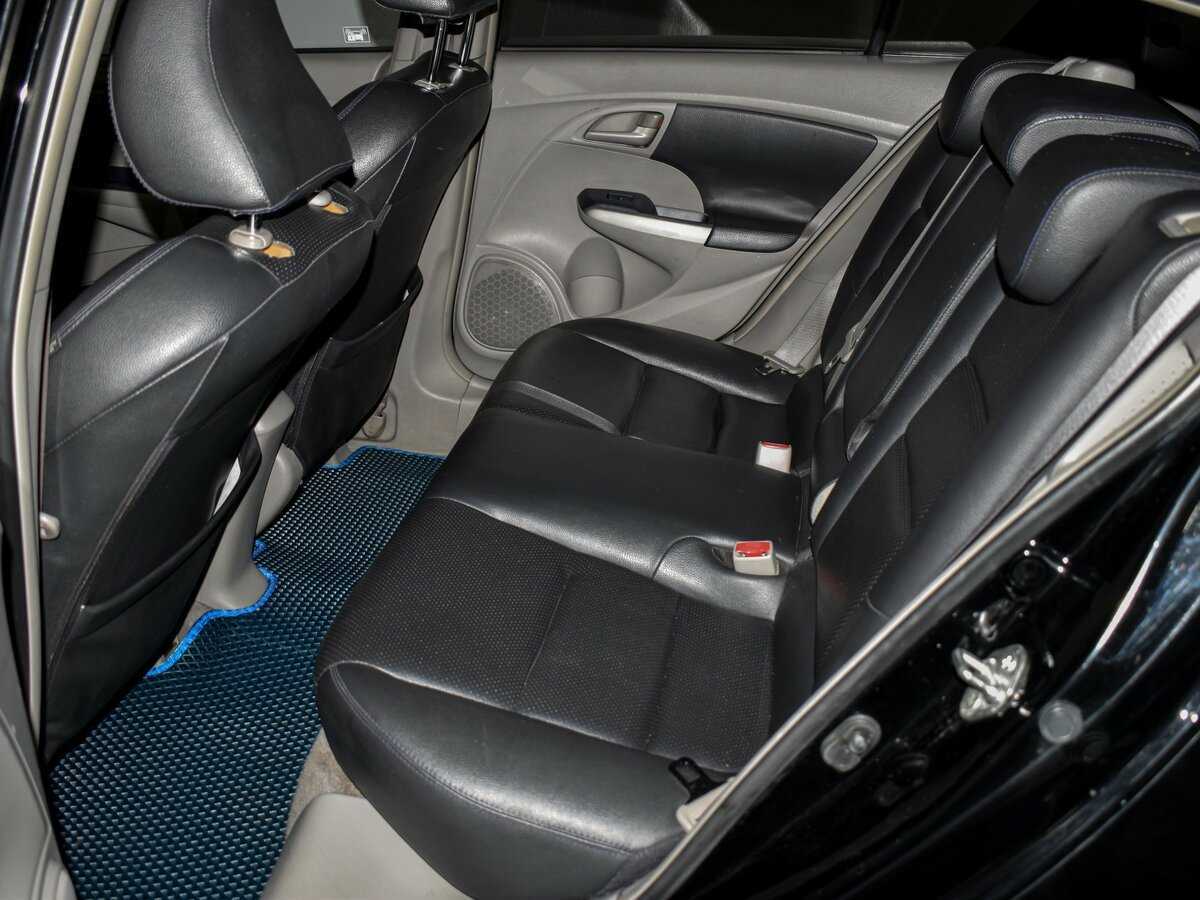 Honda Insight 2010 года с пробегом. Фото: #13
