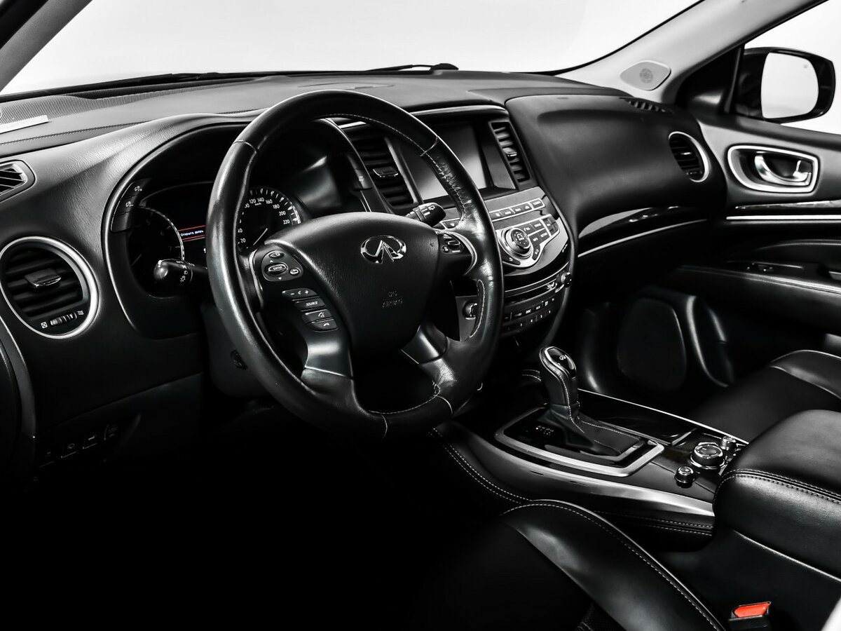 Infiniti QX60 2018 года с пробегом. Фото: #11
